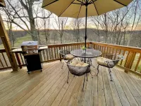 Cedarbank • Cabin in Virginia Wine Country