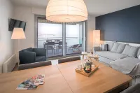 Superb apartment with a terrace facing the bay of St Jean