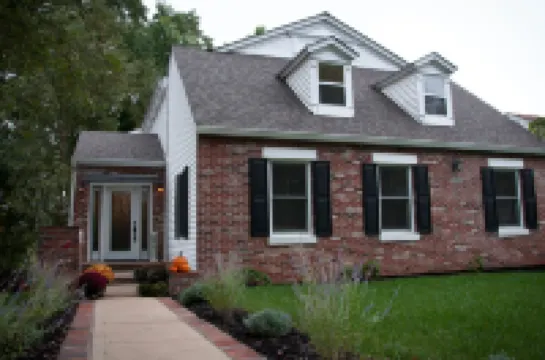 The Wild Rose ~ A Custom Glam Cottage with Theater! in Historic Old St Charles Hotels near St. Charles Historic District