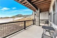 Luxury Condo by Mountain and Jordanelle Reservoir