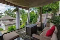 Beautiful House overlooking Lake Chemung, with a Private Chef Tasting option.