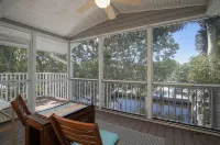 Direct water access to Charlotte Harbor and Gulf of Mexico with no bridges. Hotels in Bokeelia