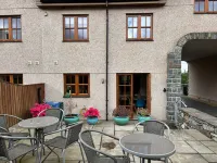Luxury modern home in the centre of the picturesque town of Llanbedr, Harlech. Hotels in Llanbedr