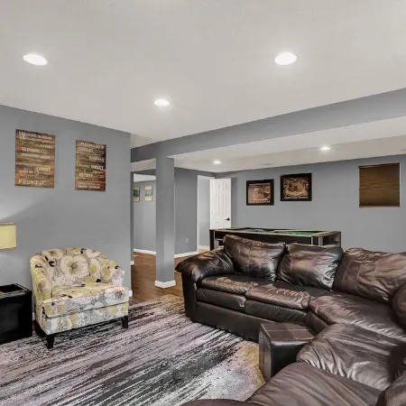 Dwntwn Westfield Family home close to GrandPark and local entertainment