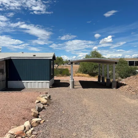 Blue Perch is comfortable and new in the heart of Tonto Basin by Lake Roosevelt.