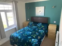 Outstanding 4 Bedroom Open-Plan Lodge.