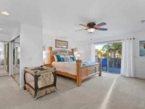 Beachy Places, Hot tub, Pool, Beach Hotels in Melbourne Beach