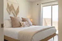 Bohemian at the Boulder's: spa, pool and desert views!