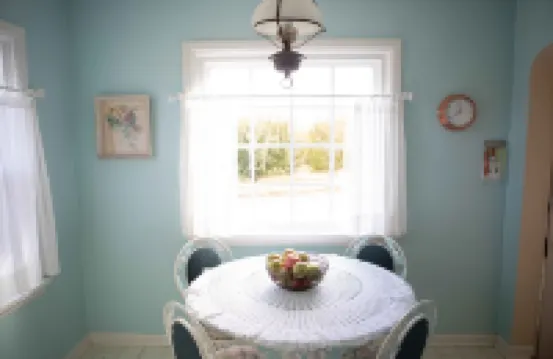 Orchard Cottage, Charming Vintage Cottage