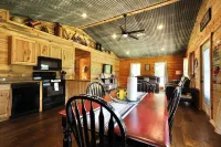 Old Mill Cabin #2 - on the Little MO River, Large Yard, Bunk Room!