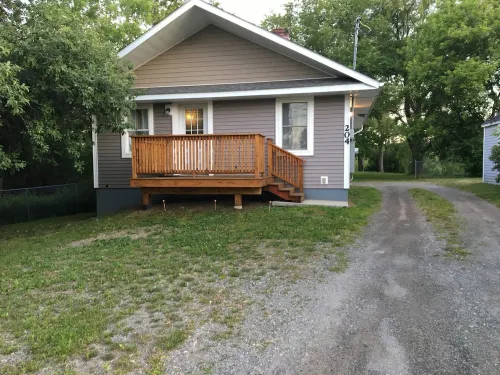 A Piece of Paradise in the Northeast Kingdom Отели в г. Орлеанс