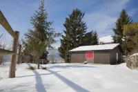 Beautiful mountain chalet, overlooking Lake Garda, near Verona Free Wifi