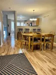 Spacious and luxurious 3 bed/1.5 bath townhome with free parking, sleeps 6