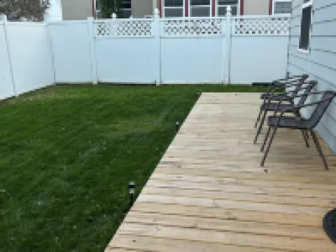 Brand New, Modern, Private, and Cozy 430 sq. ft Apartment Across from City Park! モブリッジのホテル