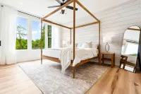 ⛰️ Newly Built Alpine Cabin 2023 - Mountain Views + Walk To Town - Hot Tub