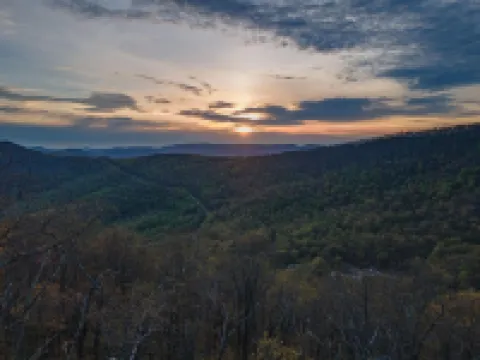 Cozy Cottage with beautiful Mountain View’s - close to wineries