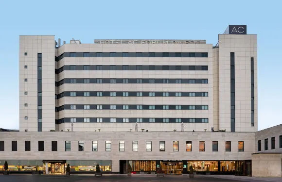 奧維耶多論壇AC酒店