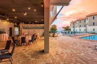Waterline Villas & Marina, Autograph Collection - Swimmingpools