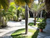Family Suit with Two Rooms and 4 Beds Near by the Beach Hotels in Beberibe