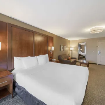 Comfort Suites Red Bluff Near I-5