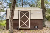 End of the Rainbow Retreat!3-Bed Home on Rainbow River: Kayaks, Games, and more! Các khách sạn gần Rainbow Springs State Park