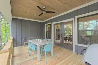Modern Cottage on Lake Chatuge • N Georgia Lakefront w/Private Dock • Sleeps 8 - 4성급