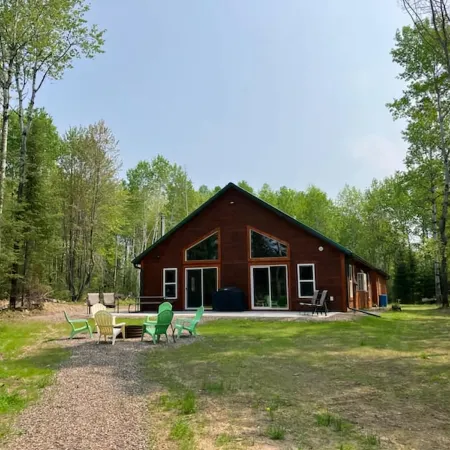 Newer Construction Cabin - Waterfront, Wooded, on Atv/Snowmobile Trails