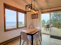 Breezy Hills - Unit 3; Lake Bemidji, King Bed, Kayaks, PB Trail Private Access โรงแรมในเบมิดจิ