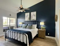 Amazing top floor view in a newly renovated Lake Travis Condo on Private Island Hotels in Lago Vista