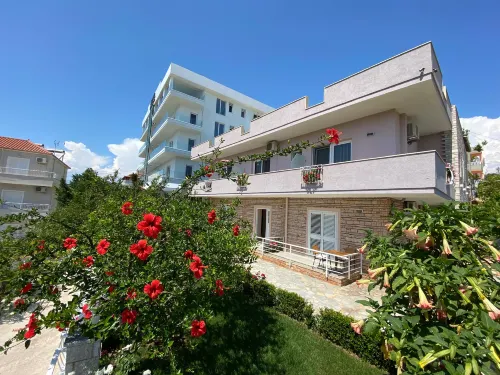 Aparthotel Paja