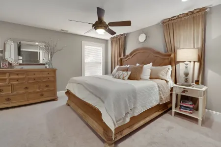 LeCoop Ultra Luxury 2 bed Loft on Bourbon Trail.Close to BuffaloTrace and others