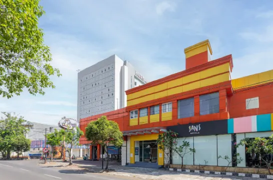Sans Hotel International Surabaya
