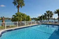 Westwinds Waterfront Resort -  Apartamentos vacacionales