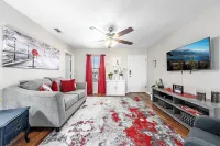 Charming 2-bedroom apartment with WiFi, AC in Killeen
