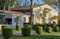 Auberge du Port Hotels in Remilly-Aillicourt