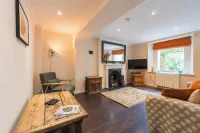 Gorgeous Garden Flat - Top Location