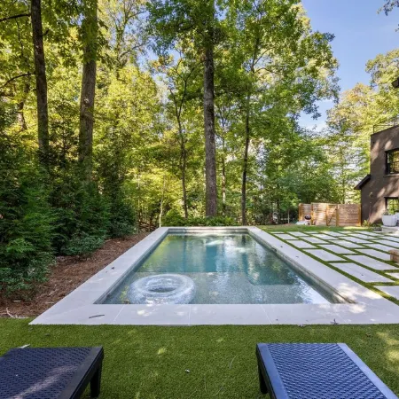 Buckhead Black House Spacious 5 Bedroom Mansion with Heated Pool - Lenox Atlanta