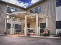 Boulder Twin Lakes Inn Hotels in Boulder