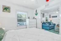 Bungalow #5 - 2 Bed/1 Bath & Pool in Islamorada