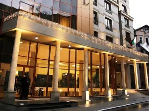Arena di Serdica Hotel