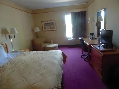 American Inn and Suites Houghton Lake Hôtels à : Houghton Lake