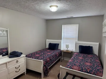 Haven Ridge is a comfortable, quiet, space minutes from the ARK Encounter.