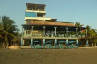 Hotel Playa Paraíso Hotels in der Nähe von Iglesia San Rafael De Los Santos Arcangeles.