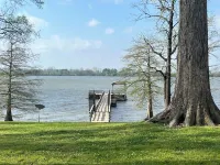 Eagle Lake Escape - lakefront - private lot - 3-Star