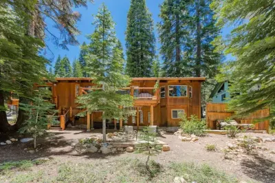 The home at Tahoe you have dreamed of for your vacation Отели рядом с достопримечательностью «Парк Север Тахо Риджинал»