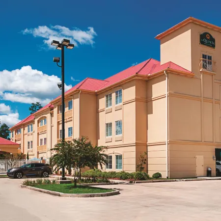 La Quinta Inn & Suites by Wyndham Slidell North Shore