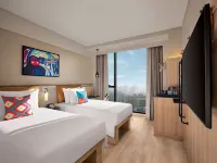 Moxy Mumbai Andheri West Hotels near Mindspace