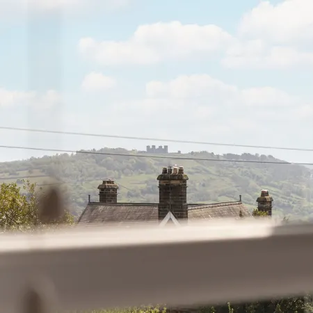 Host & Stay - Rock End