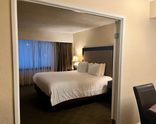 Jockey Resort Suites Center Strip Hotels near Eiffel Tower Viewing Deck
