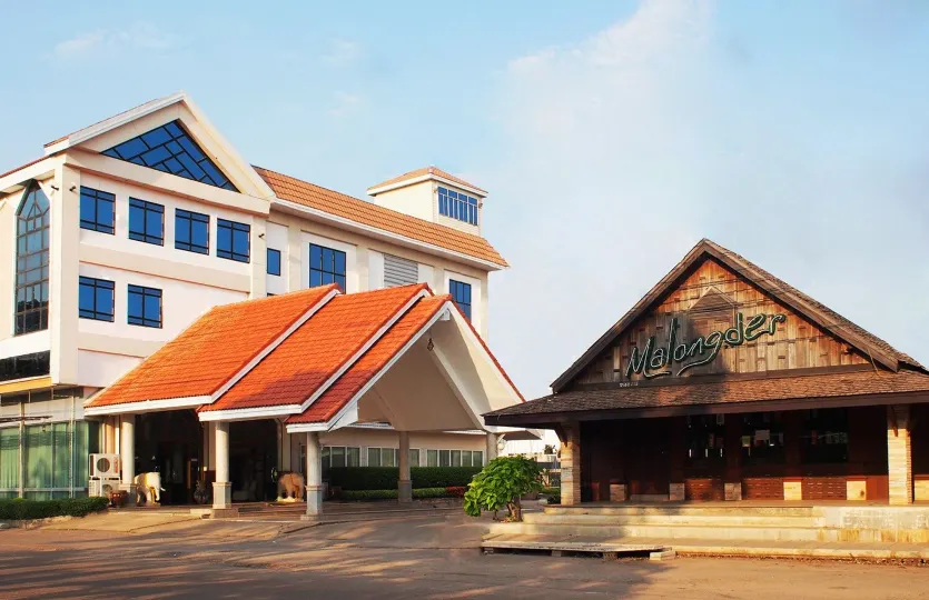 NH Elegant Hotel